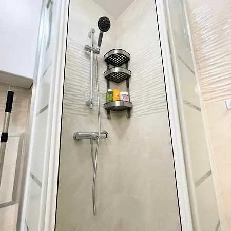 New Modern In Center Metro 7 & 14 Maison Blanche Paris